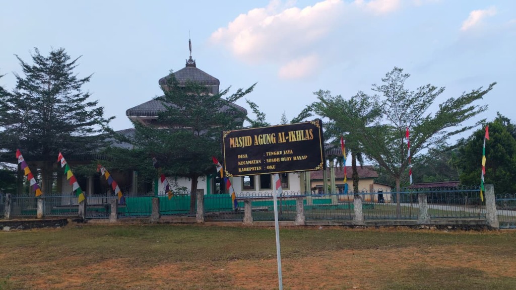 Masjid Agung Al-Ikhlas Desa Tungku Jaya